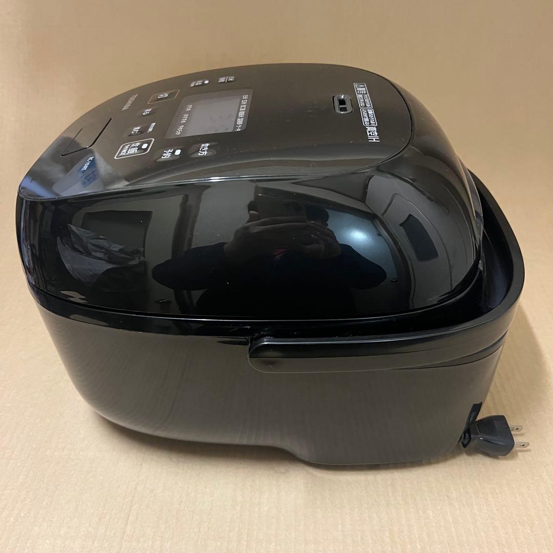 【中古・美品】東芝真空IHジャー炊飯器 5.5合炊き RC-10VRT
