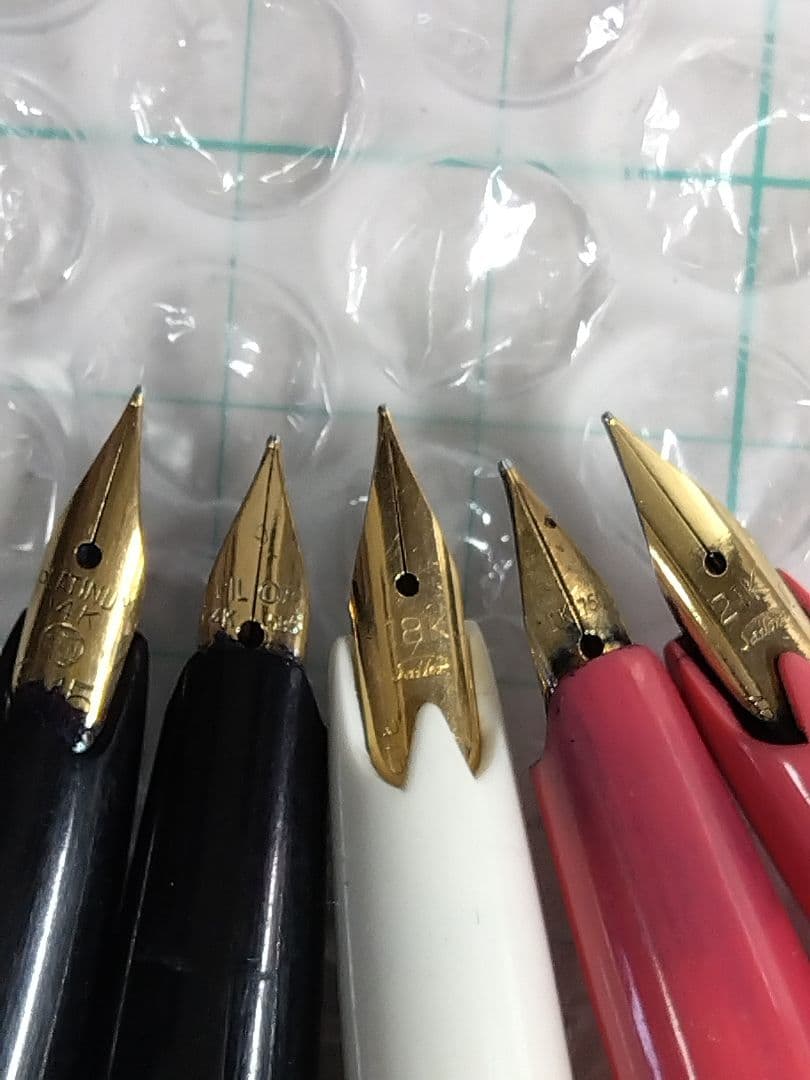 【やんぴっぴさん専用】ペン先14Kx2本、18Kx2本、21Kx1本、万年筆