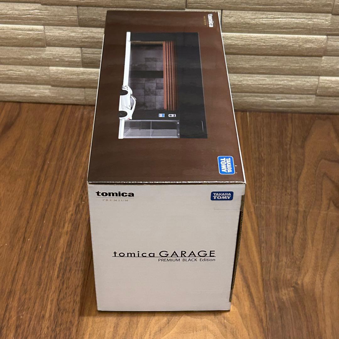 新品未開封トミカガレージ プレミアム ブラックエディション 電池付き