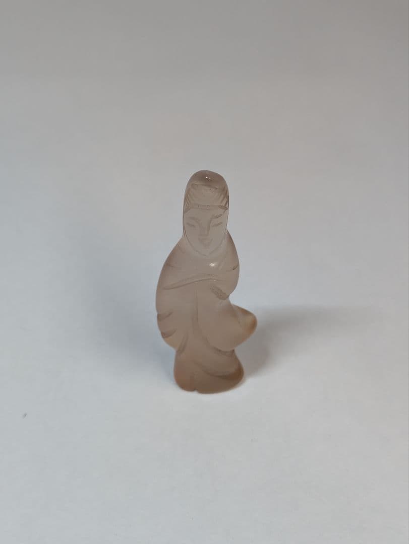 古瑪瑙　水晶　観音様　仏様　菩薩　瑪瑙　骨董　古玩　印材　根付　念持仏　懐中仏