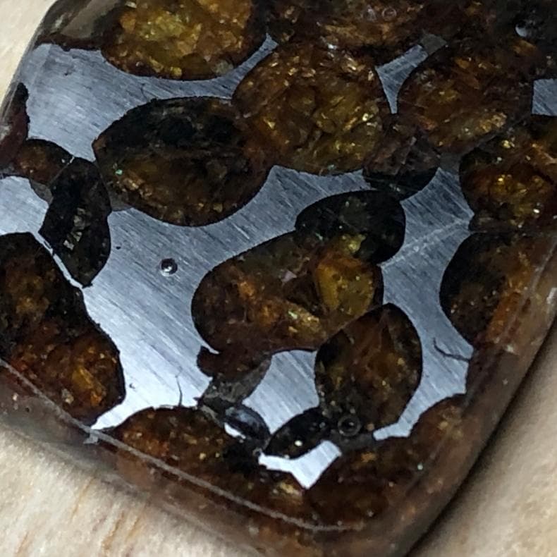 ｎ*＊様 隕石 アルタイ隕石　原皮付き　石鉄隕石　パラサイト隕石　２点　重さ52