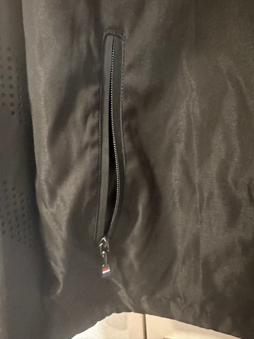 Off-White ブラック ナイロンジャケット