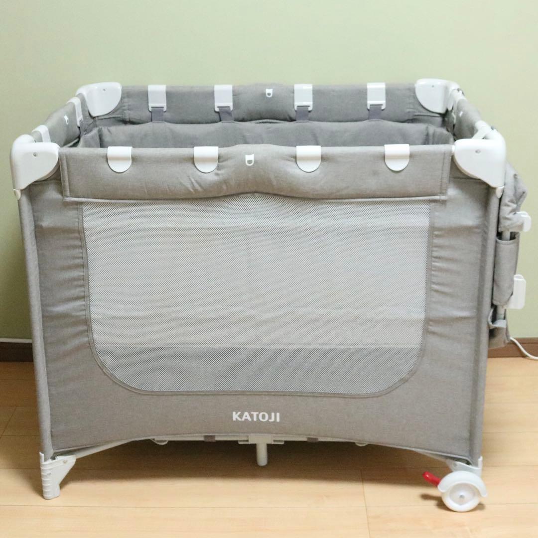 【早い者勝ち❣️】カトージ ポータブルベビーベッド おむつ替えテーブル付⭐︎