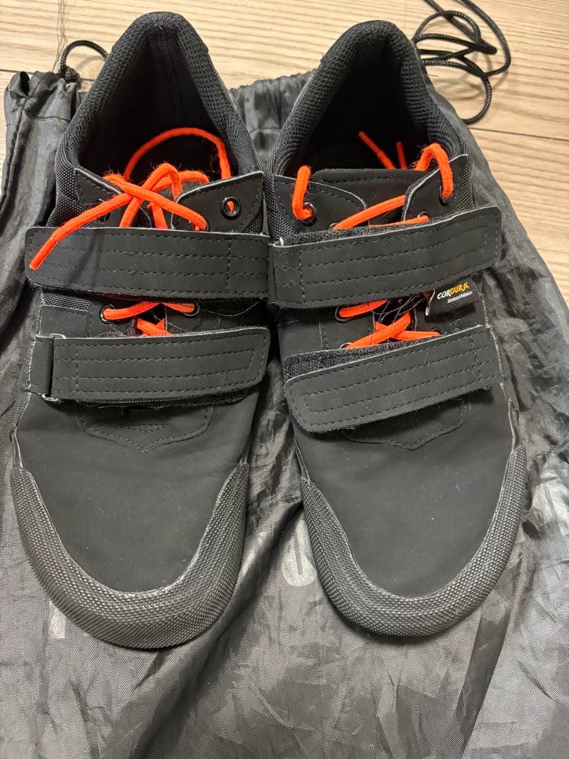 ONI JIRIKI アイアンホールドプロ　25.5cm