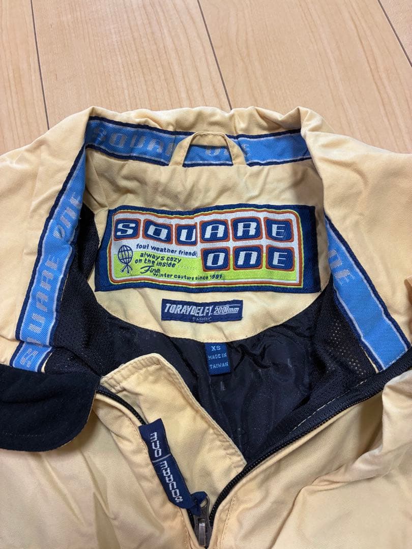 SQUARE ONE TORAYVELT ジャケット XS クリーム色 上下