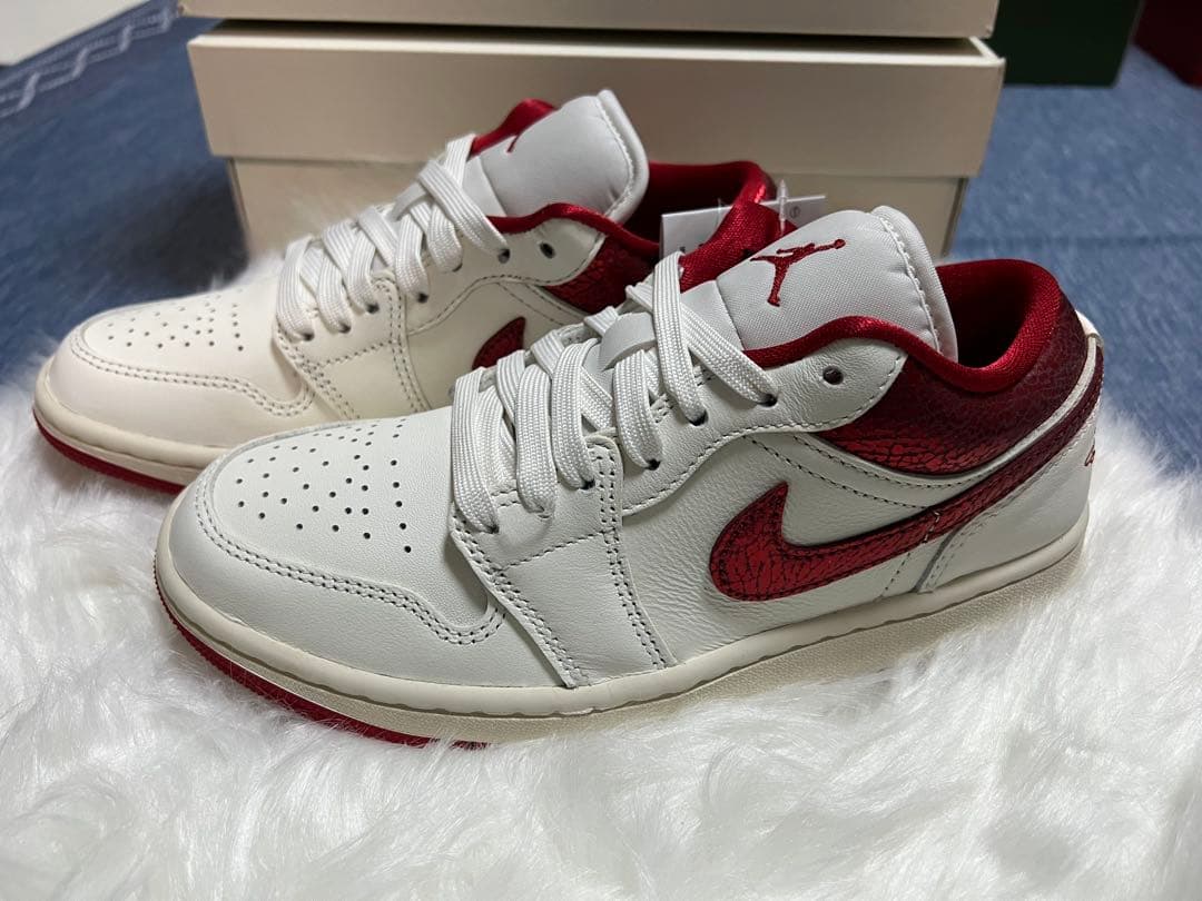 WMNS AIR JORDAN 1 LOW SEエアジョーダン1　24.5㎝