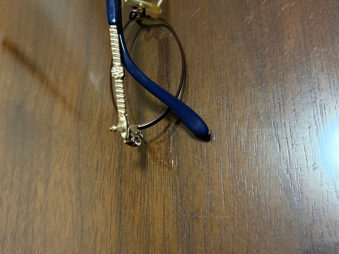 閉鎖最低価格【度入り廃盤ヴィヴィアンメガネ】V96-0109