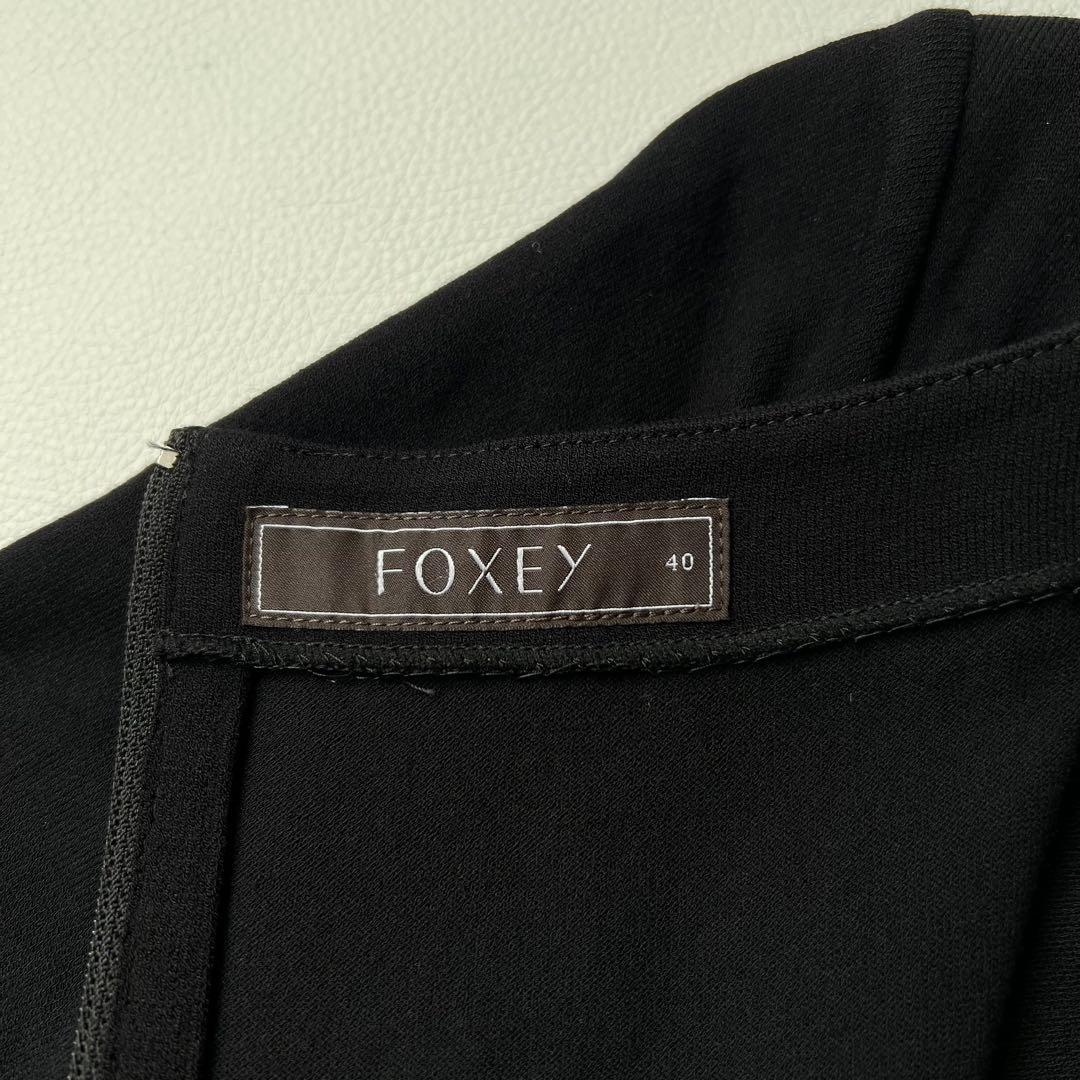 良品　Foxey フォクシー　ブラックドレス　ワンピース　ロゴプレート　40