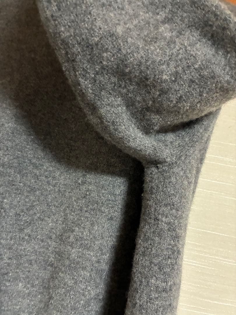 ダントン　ウールVネックカーディガン　美品　38 グレー