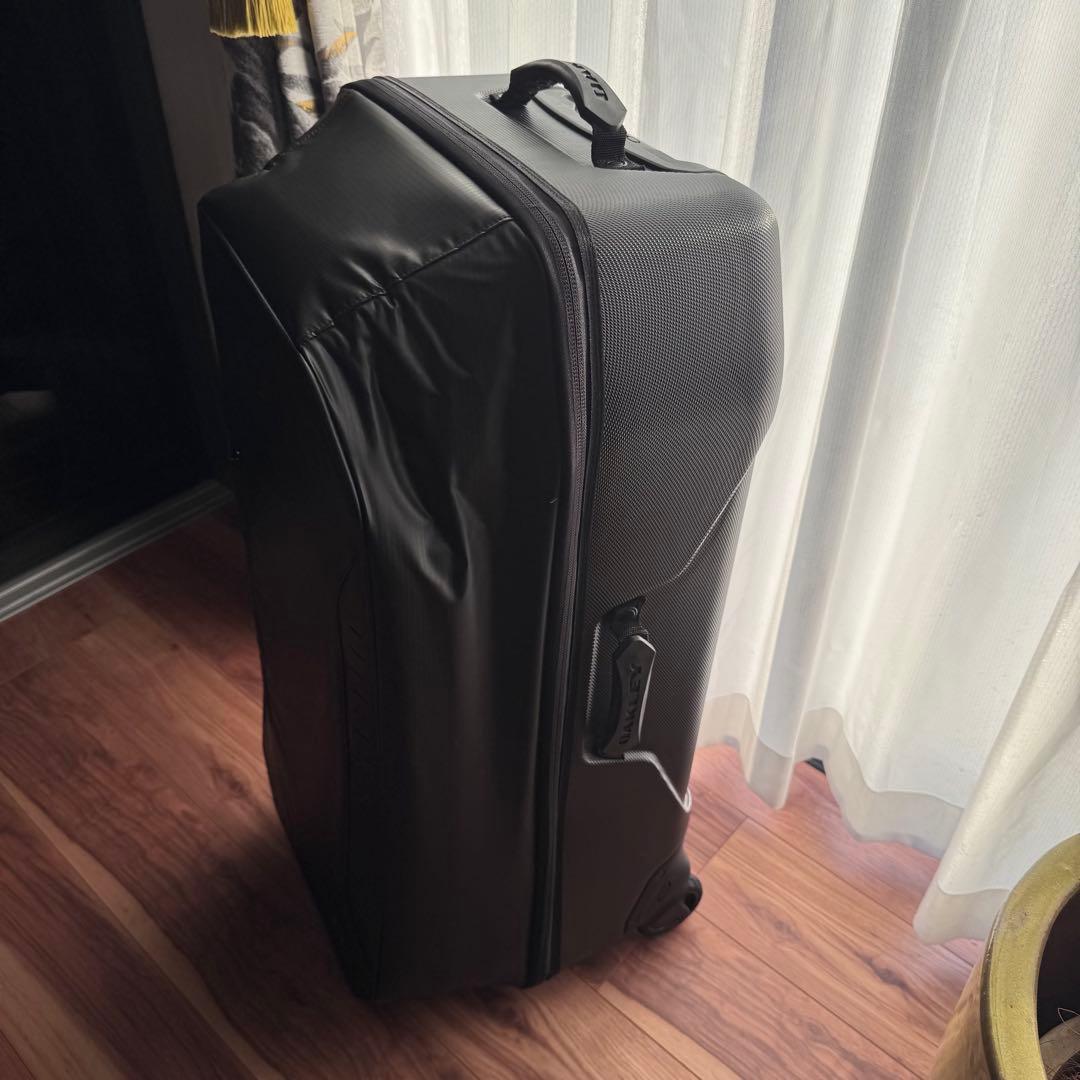 Oakley Factory Pilot スノーボードバッグ ブラック