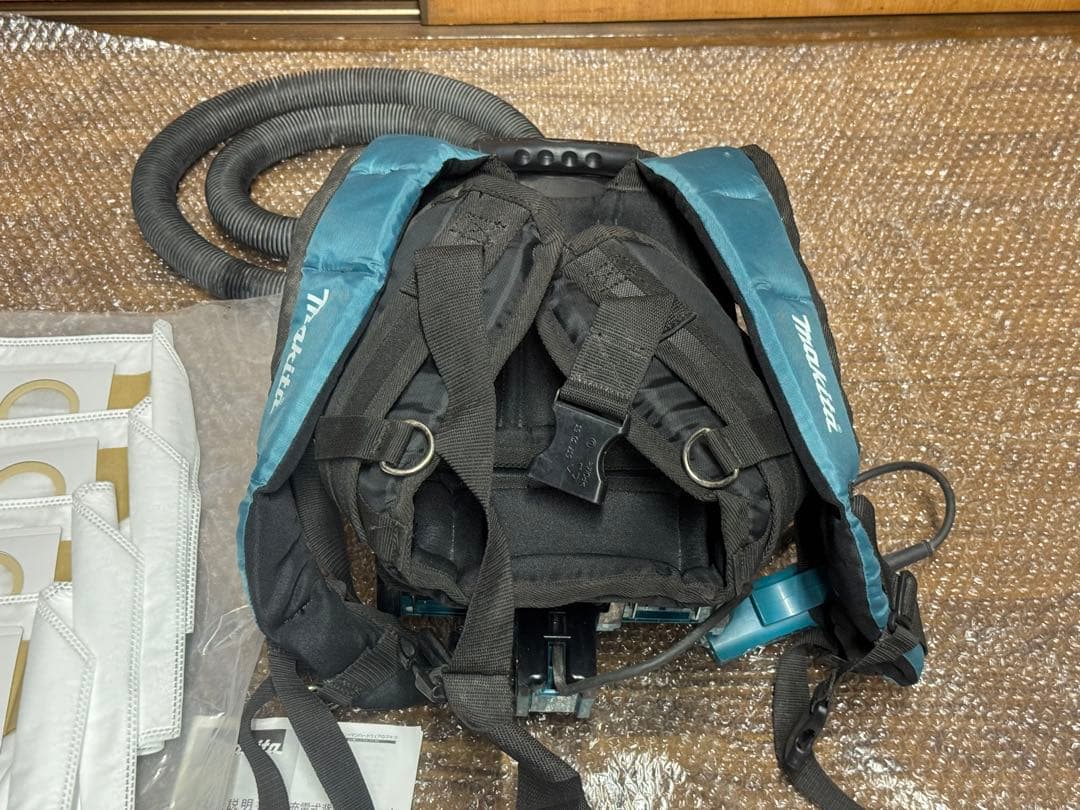 マキタ VC260D 背負式クリーナー 36V 集塵機
