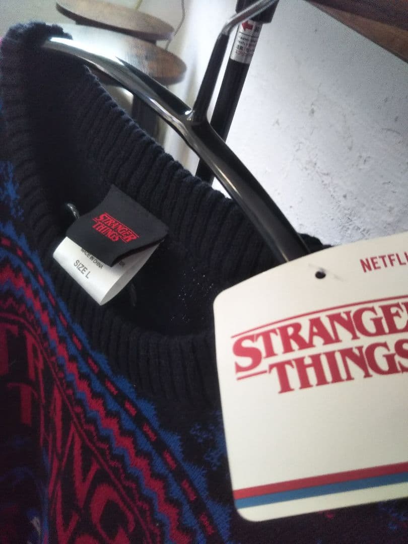 Stranger Things ニットセーター Lサイズ タグ付き