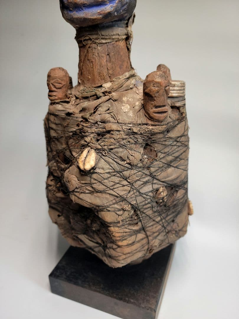 [ダキニ]アフリカ ヴードゥー 呪物 アフリカンアート 木彫り 彫刻