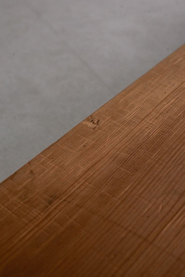 裁ち台　展示台　飾り棚　杉材　古材　無垢材　ローボード　店舗什器　古家具　古道具