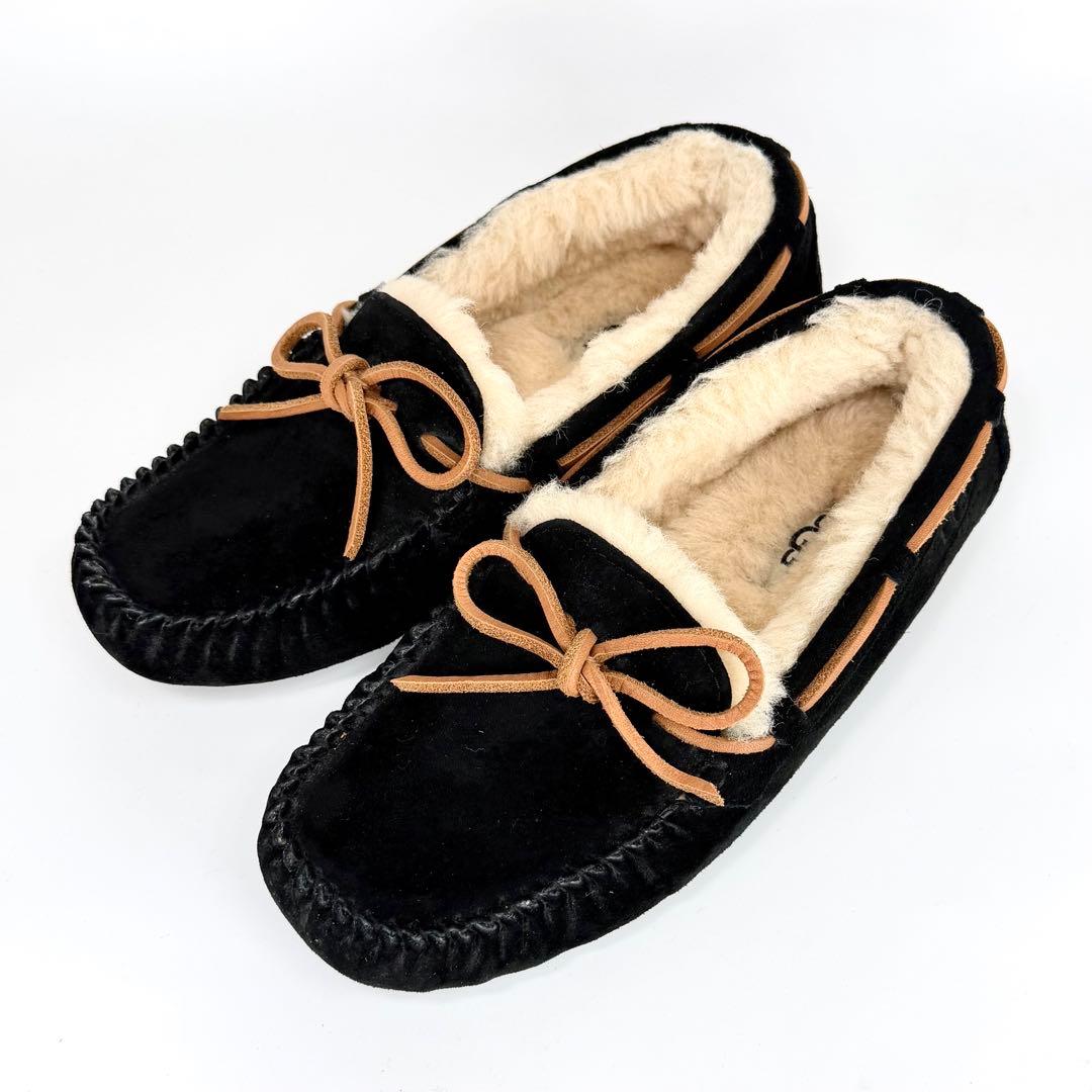 【新品未使用】UGG DAKOTA スエード モカシン スリッポン 黒 23.0