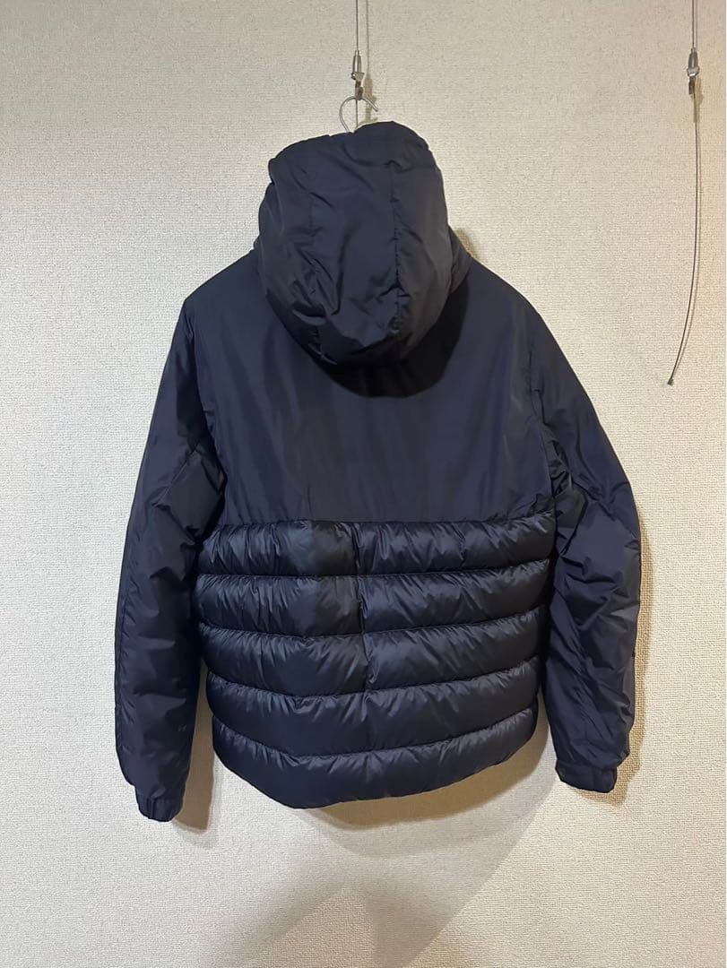 美品　MONCLER ネイビー ダウンジャケット フード付き