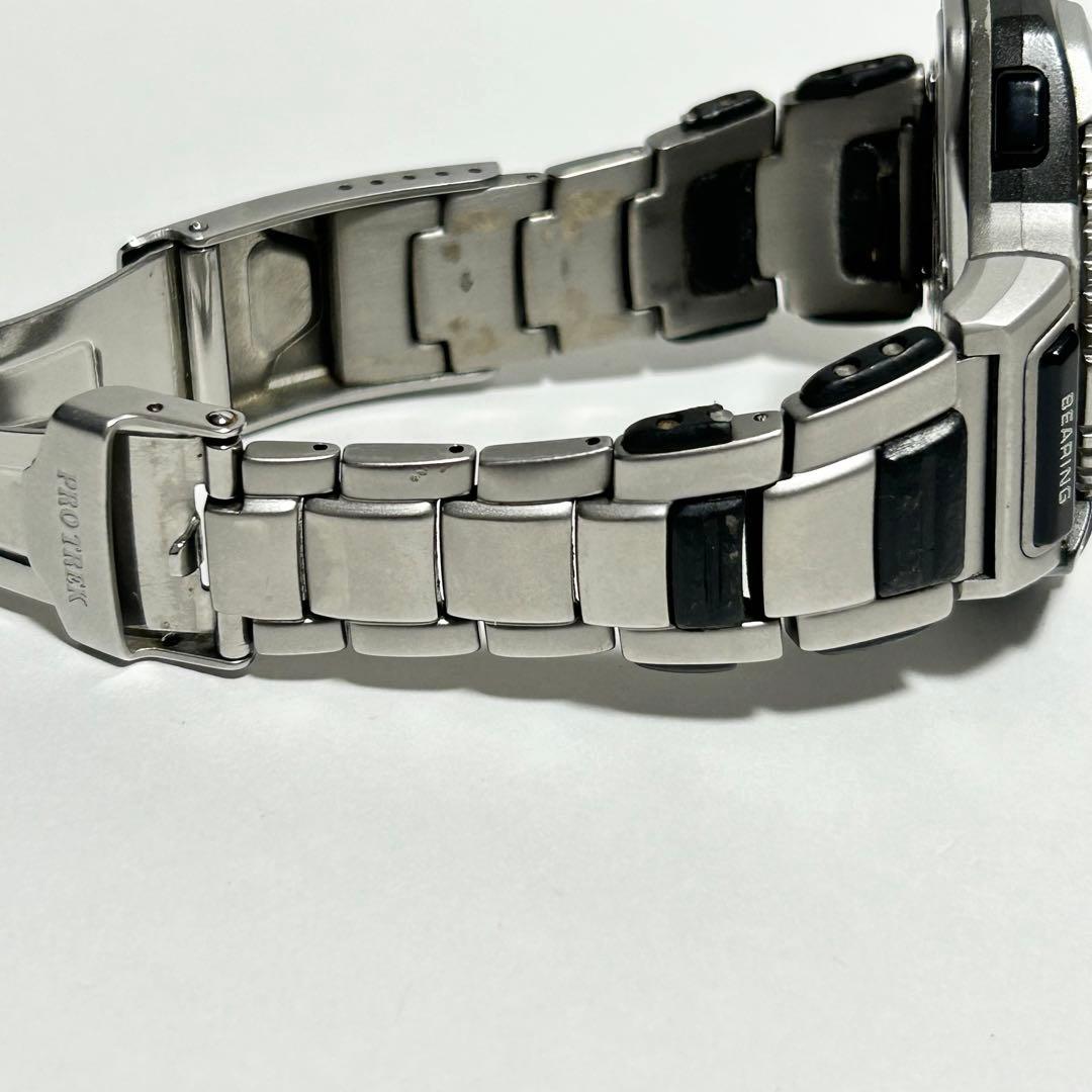 稼働 /新品電池 PROTREK HUNTINGWORLD PRT-1400