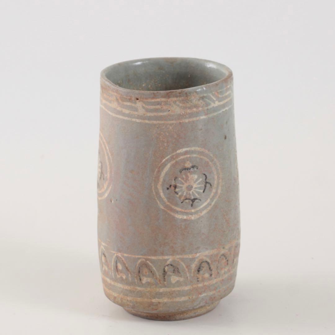 狂言袴 筒盃 筒碗 李朝筒盃 朝鮮美術 ぐい呑み 古美術 古道具 アンティーク