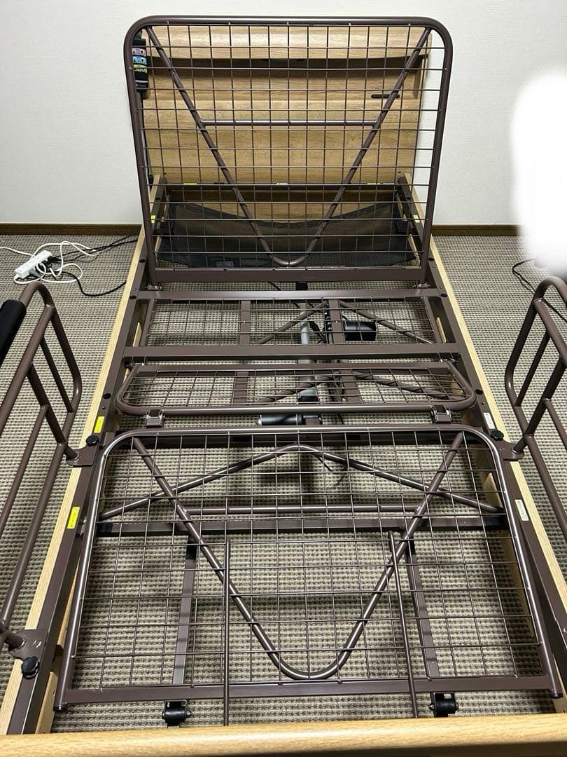 介護用ベッド Granz サイドレール付 コンセント付 【⚠️引き取り限定】