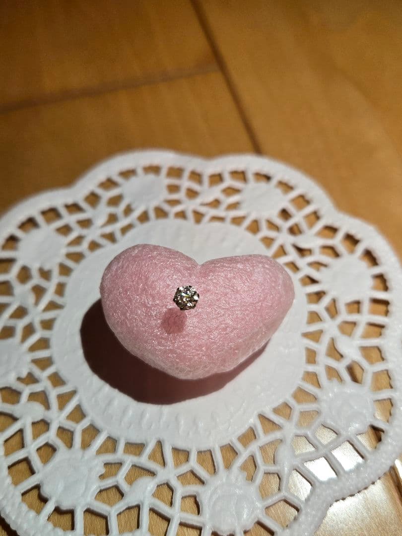 〈交渉中〉0.263カラット ダイヤモンドピアス(片耳用)