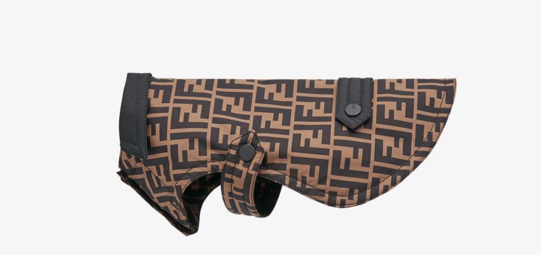 Fendi ロゴパターン 防水犬服 Sサイズ