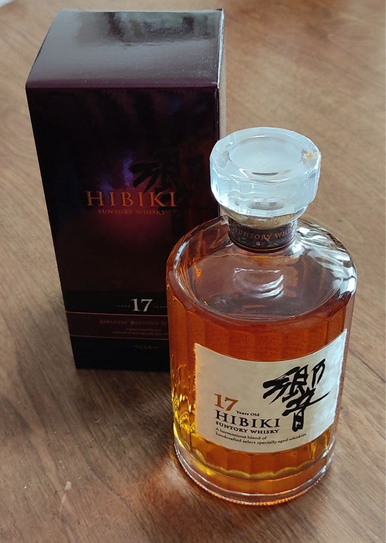 【レア/未開封】サントリー ウイスキー 響 17年 SUNTORY HIBIKI