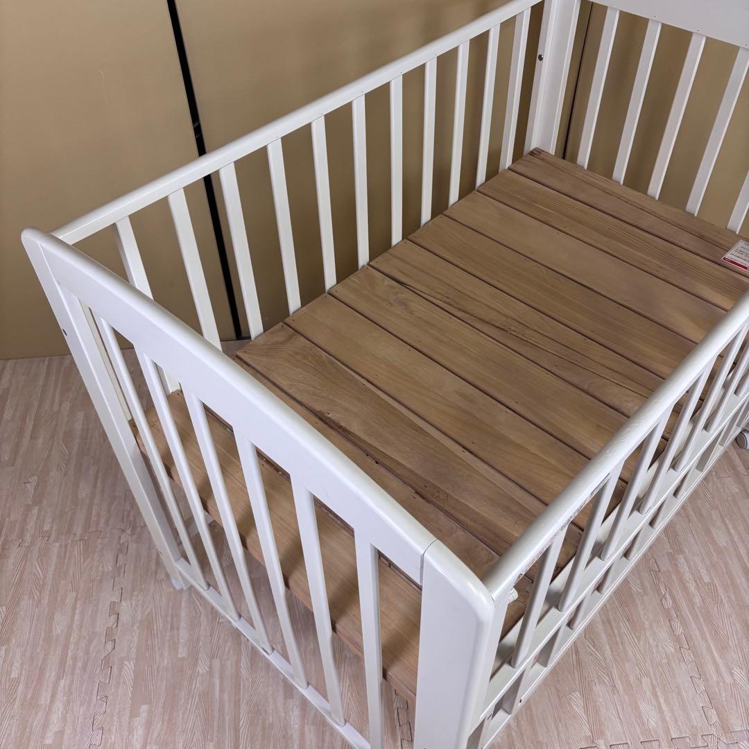 ☆除菌清掃済☆美品☆カトージ　立ちベッド　シンプルコンフォートF　白　すのこ床板