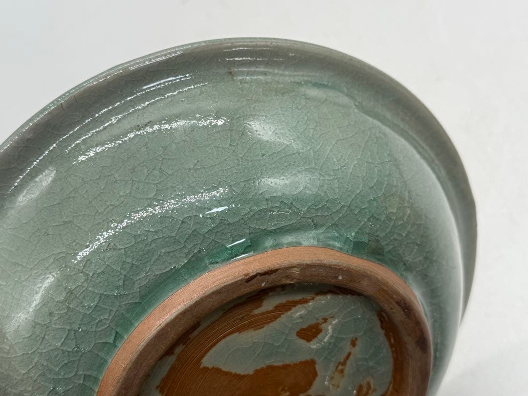 青磁　龍の模様　大皿　送料込み251024