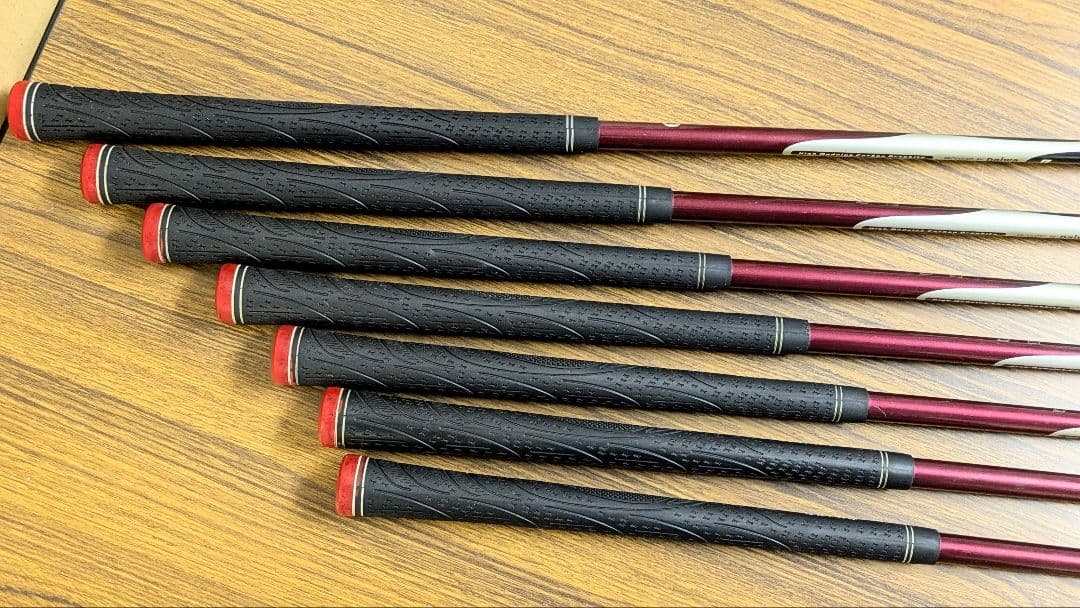 ☆美品キャディーバック＋クラブ一式☆