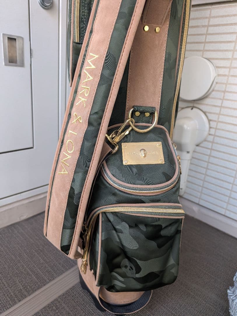 MARK & LONA 　ゴルフキャディバッグ