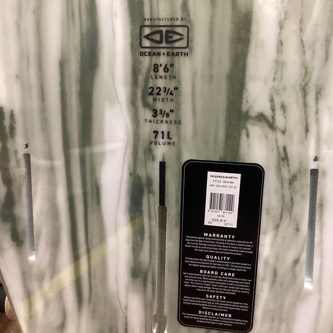 新品格安オーシャン＆アース非常に乗りやすいハッピーアワー8’6EPSフィン付