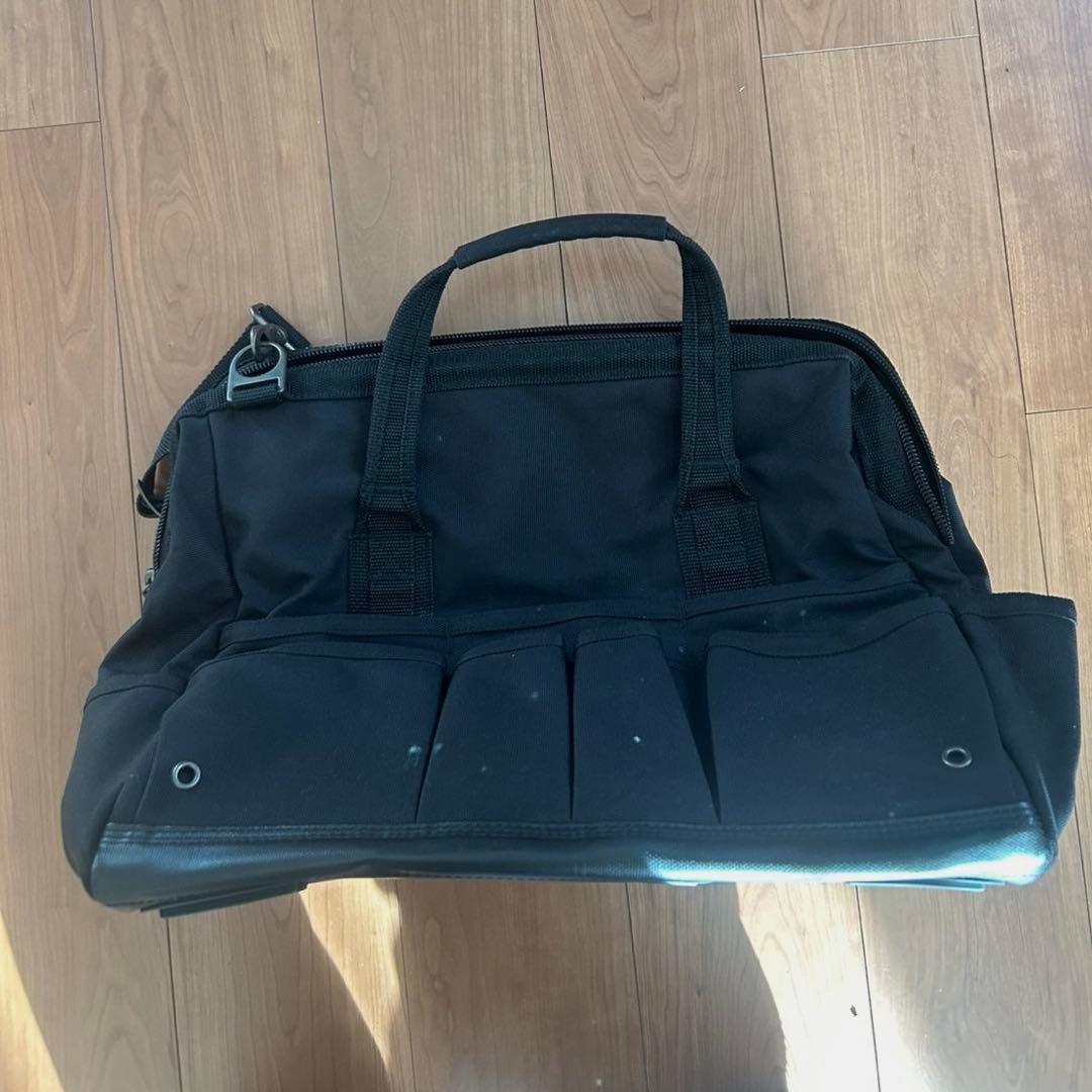 カーハート　ツールバック