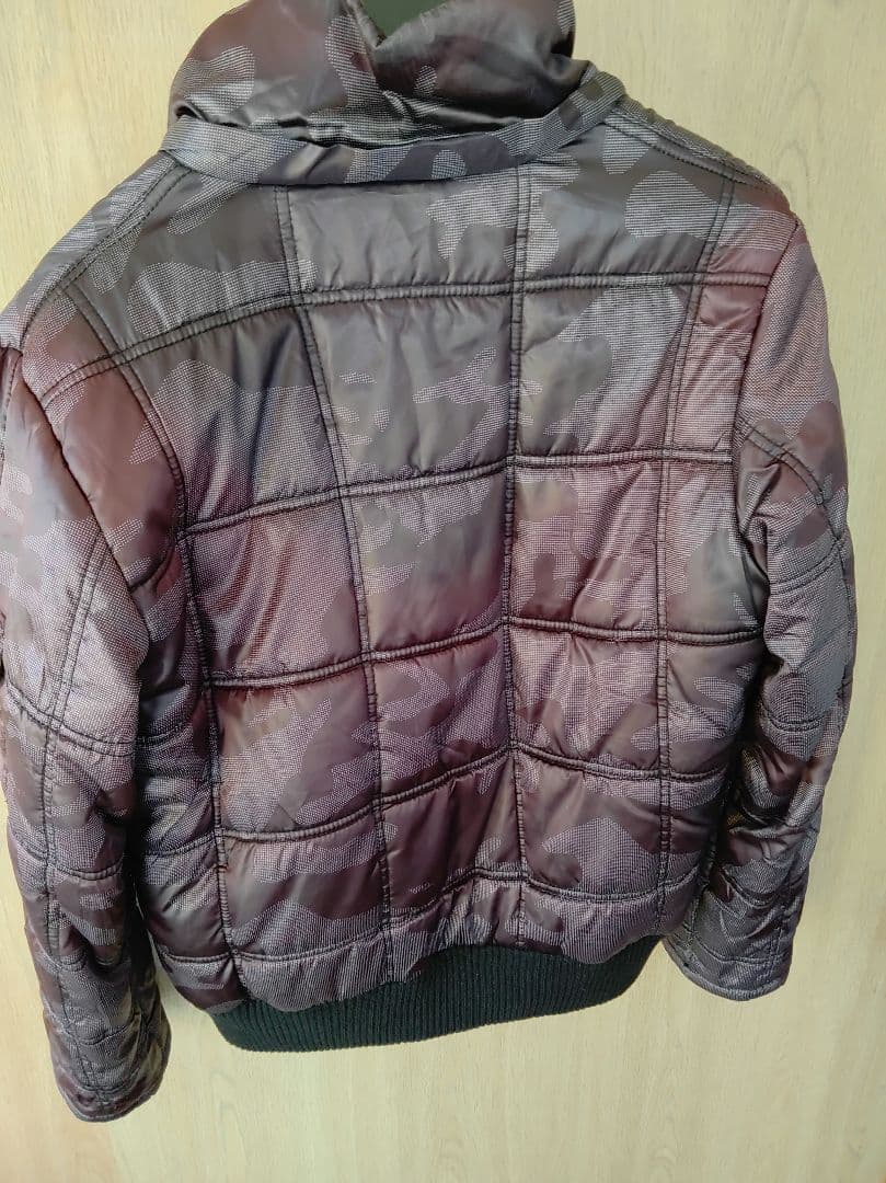 クリーニング済 カモフラージュ柄　中綿 　メンズМ　/ ブルゾン　ジャンパー