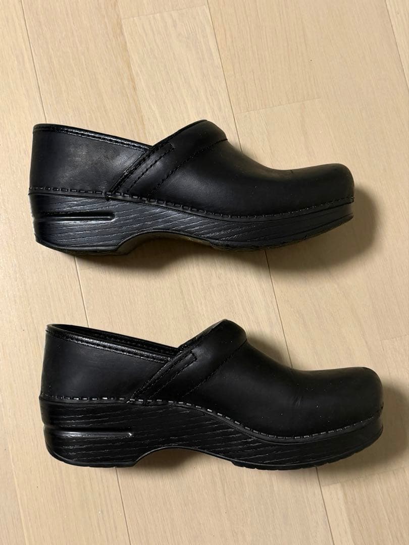 ダンスコ　DANSKO レザー本革　スリッポンシューズ　黒　37