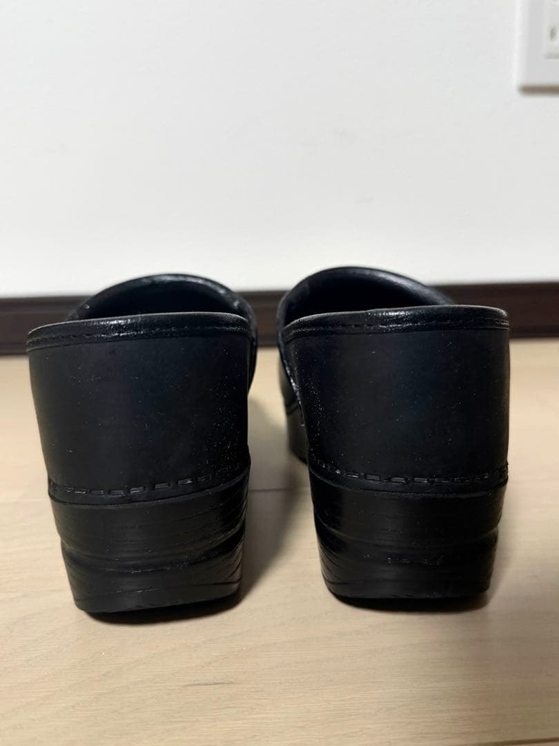 ダンスコ　DANSKO レザー本革　スリッポンシューズ　黒　37