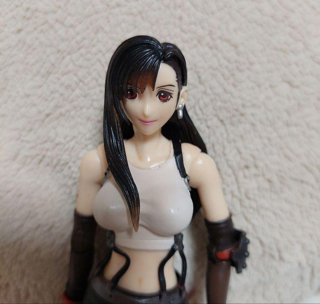 FF7　プレイアーツ　ティファ　クラウド