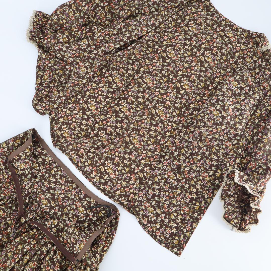 【美品フラメンコ衣装】オリーブグリーン ブラウス ファルダ ペチコート シージョ