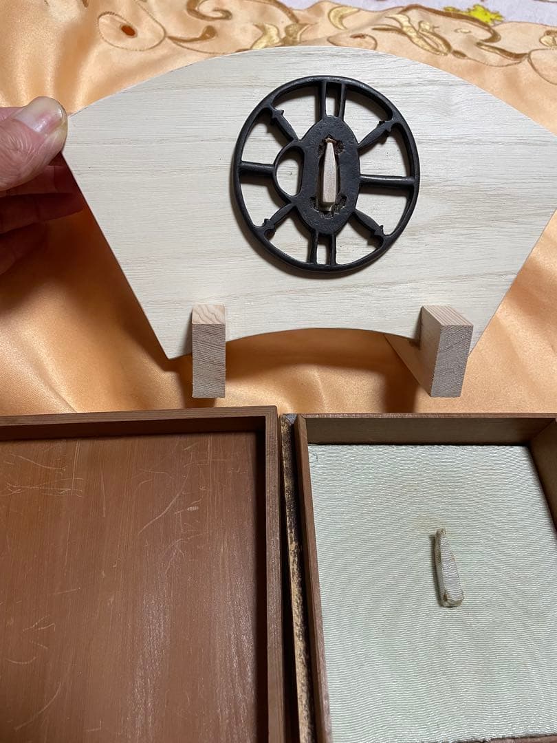 鍔　鐔　尾張透かし鍔　鉄地鍔