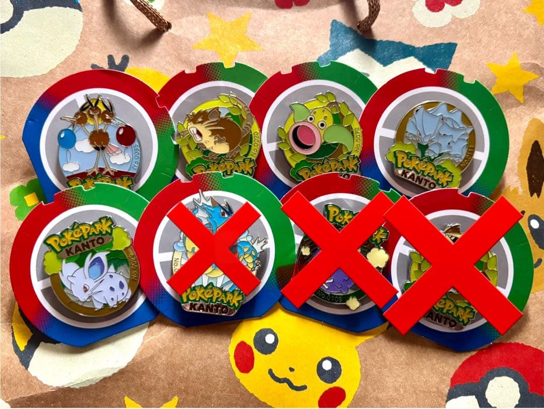 ポケパークカントー　ピンバッジ　8つ　まとめ売り　ニドラン　ギャラドス　ドガース