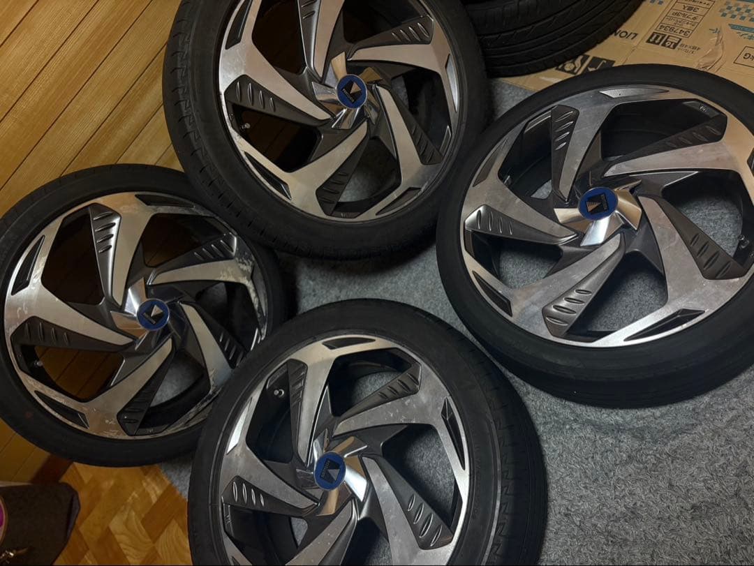 モデリスタホイール プリウス50