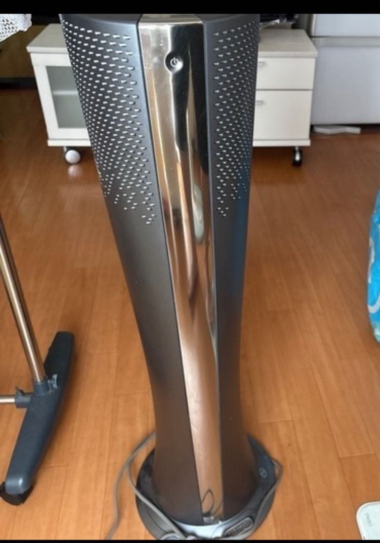 タワー型扇風機