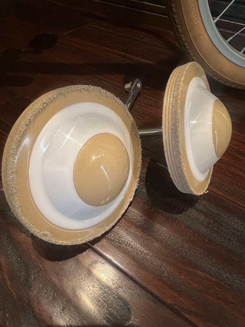 《大幅値下げ》すみっコぐらし　自転車　18インチ　補助輪・ヘルメット付き