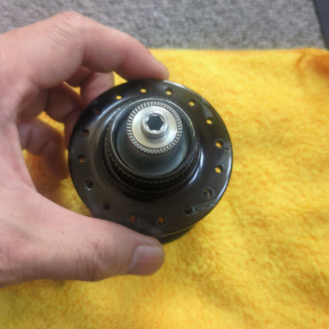 クリスキング R45D センターロック100×9mm セラミック フロントハブ