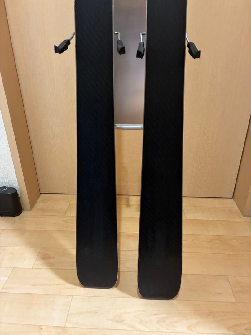 期間限定値下げ！ATOMIC NOMAD SMOKE 157cm