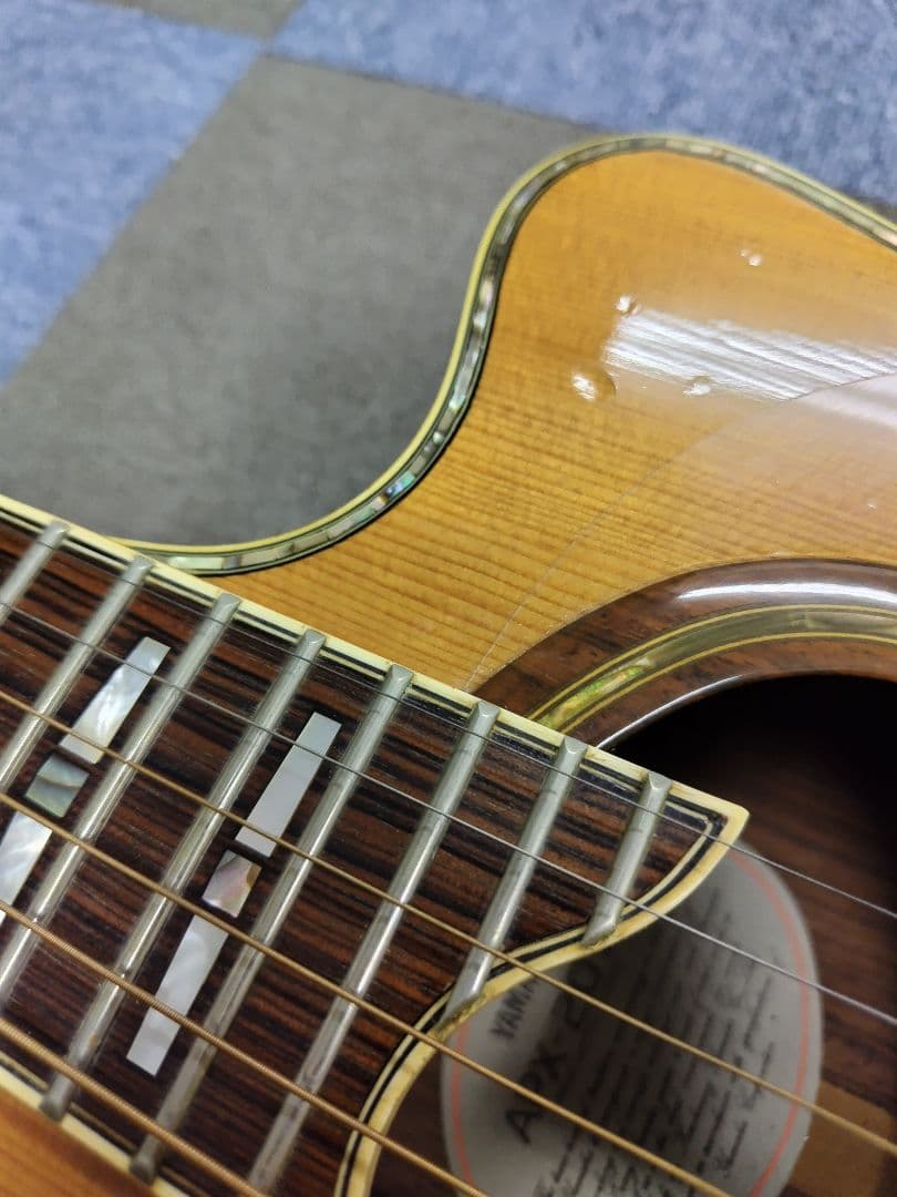 YAMAHA APX20TS アコースティック(エレアコ)ギター,ハードケース付