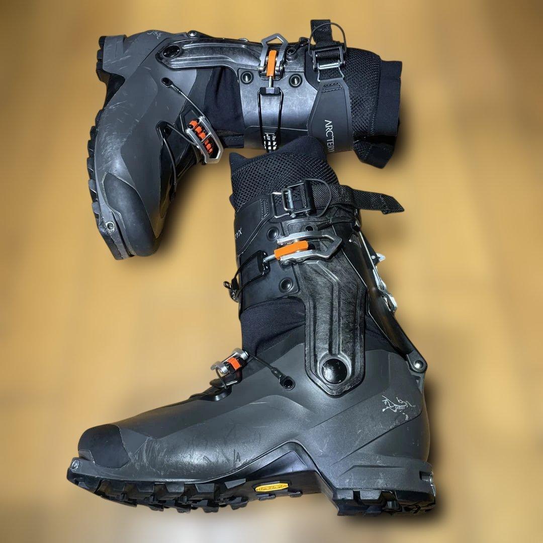 希少アークテリクスPROCLINE SUPPORT27.0-27.5cm TLT