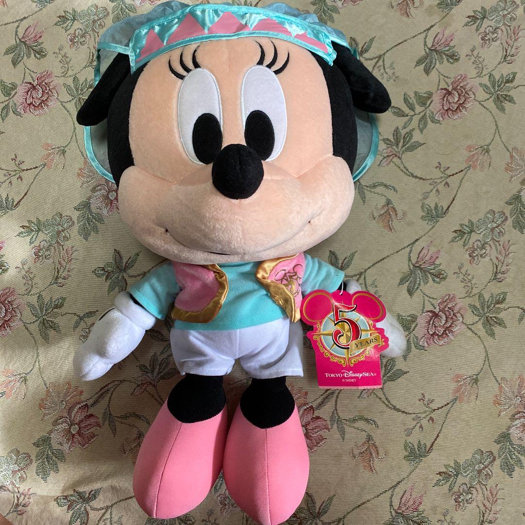 ミニーちゃん　ぬいぐるみ