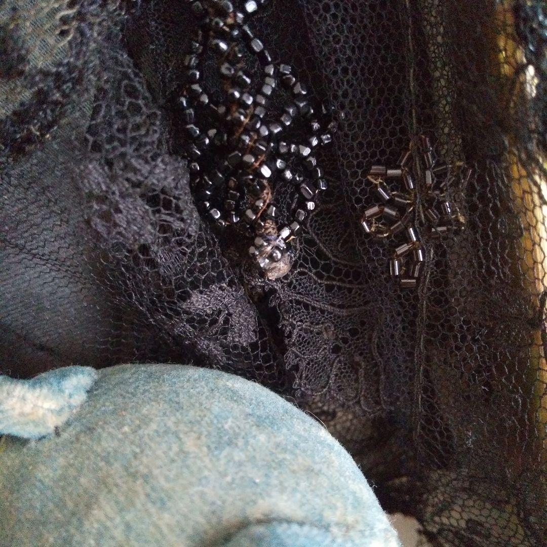 深まってゆく秋のためのミニカーテン アンティークブラックレースで ブライスにも