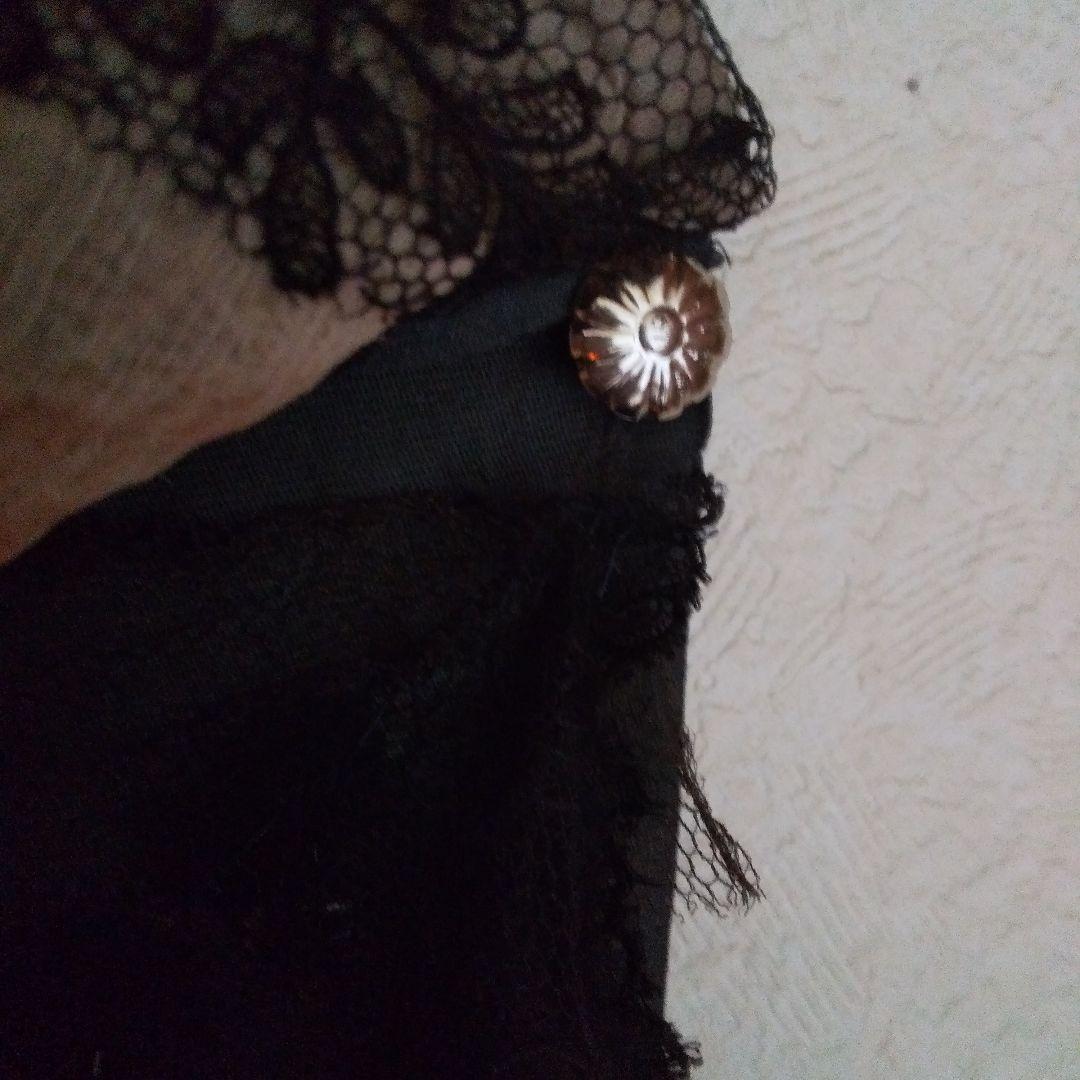 深まってゆく秋のためのミニカーテン アンティークブラックレースで ブライスにも