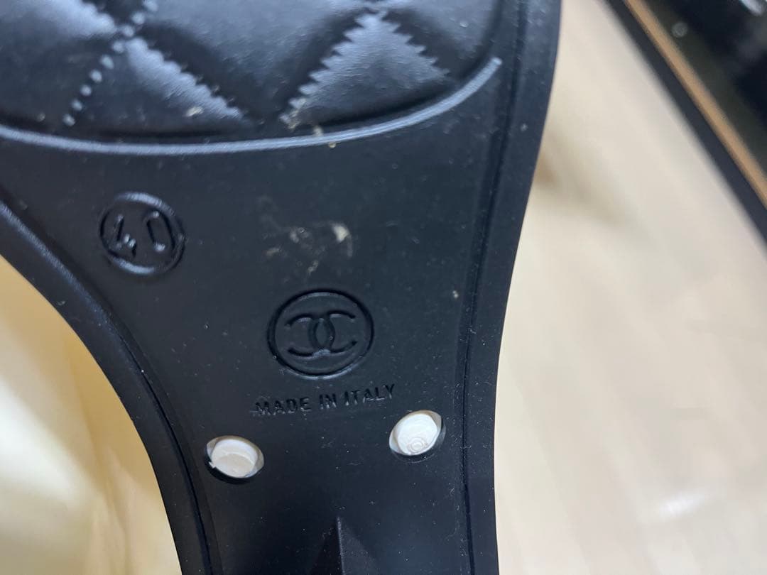 CHANELホワイト カメリアレインブーツ 花モチーフ